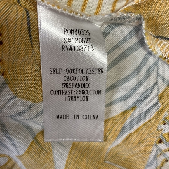 Doe & Rae Stripe Floral Cut Out Back Tank Yellow & Gold Size Small - Picture 6 of 6